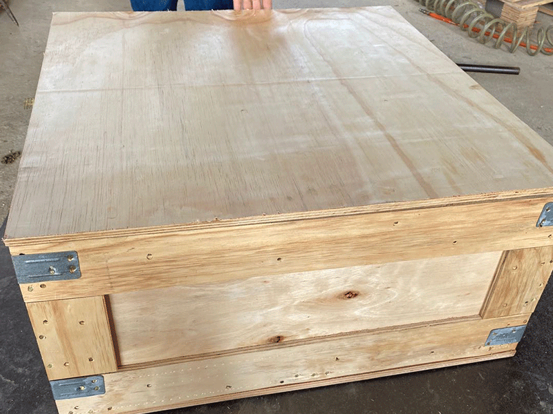 膠合箱，木箱 (4)